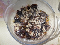 Салат с черносливом и шампиньонами