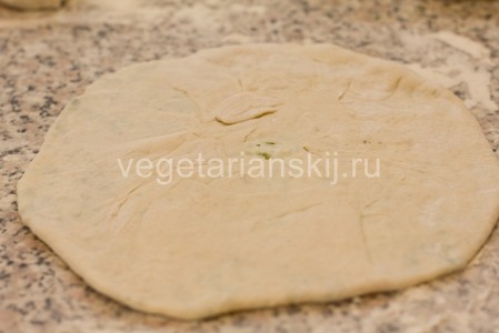 расплющиваем лепешки